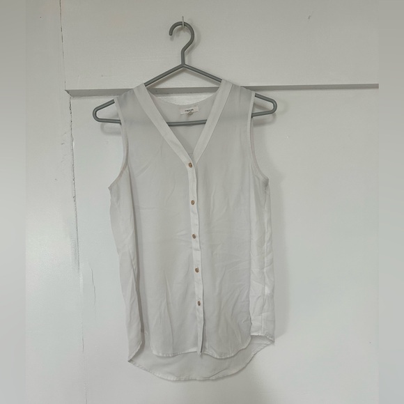 Maurices Sleeveless Top - Picture 1 of 4